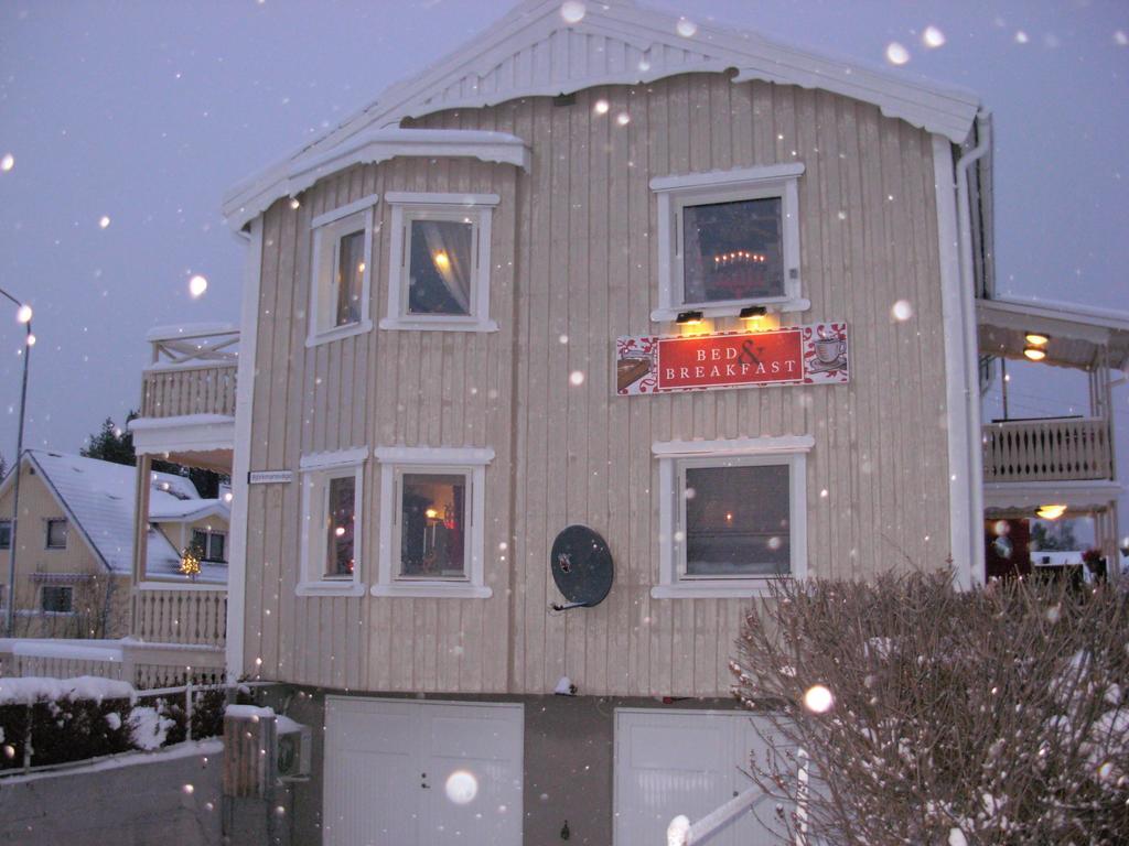 Gaellivare Bed & Breakfast Extérieur photo
